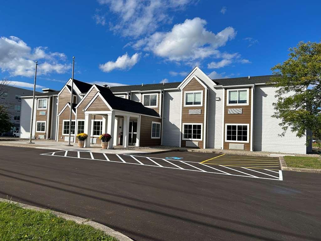 Best Western Buffalo Inn & Suites ภายนอก รูปภาพ