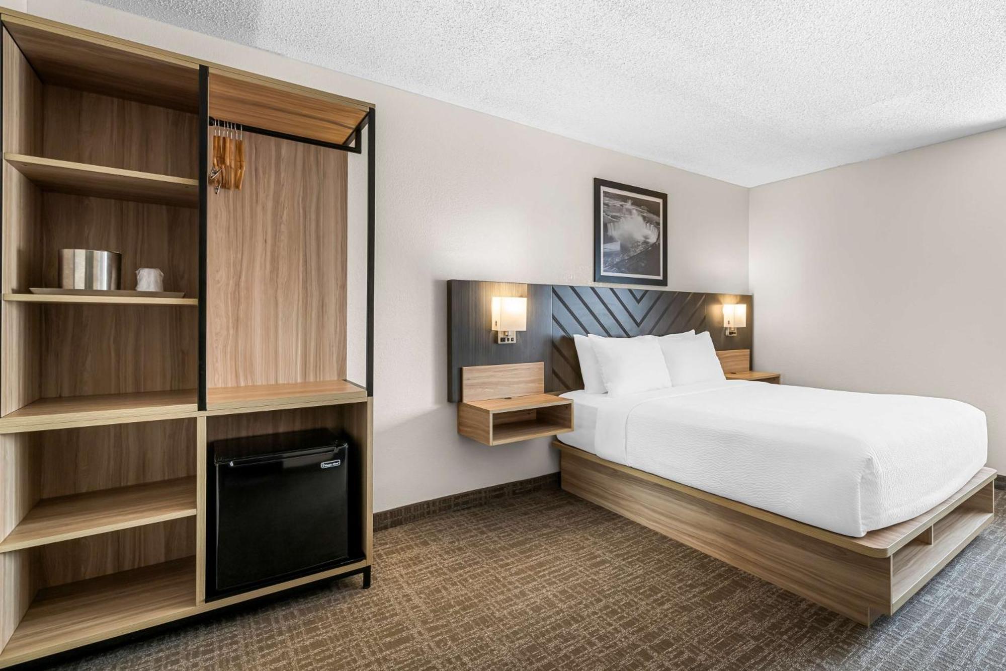 Best Western Buffalo Inn & Suites ภายนอก รูปภาพ